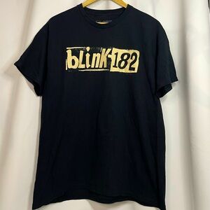 Blink-182 black skanking bunny graphic band tee sz L